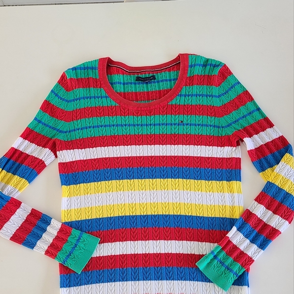 Tommy Hilfiger sweater - Picture 6 of 10